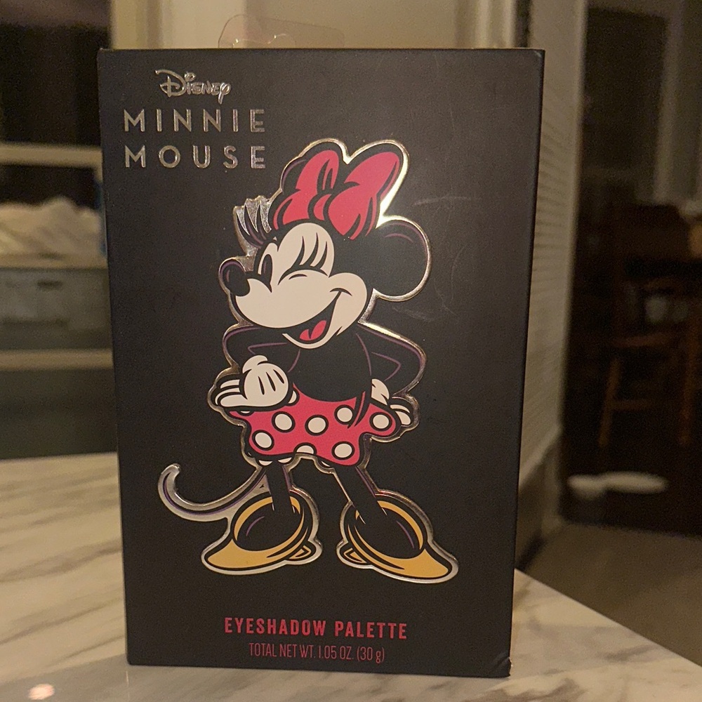 Disney Minnie Mouse Red and Black Eyeshadow Set